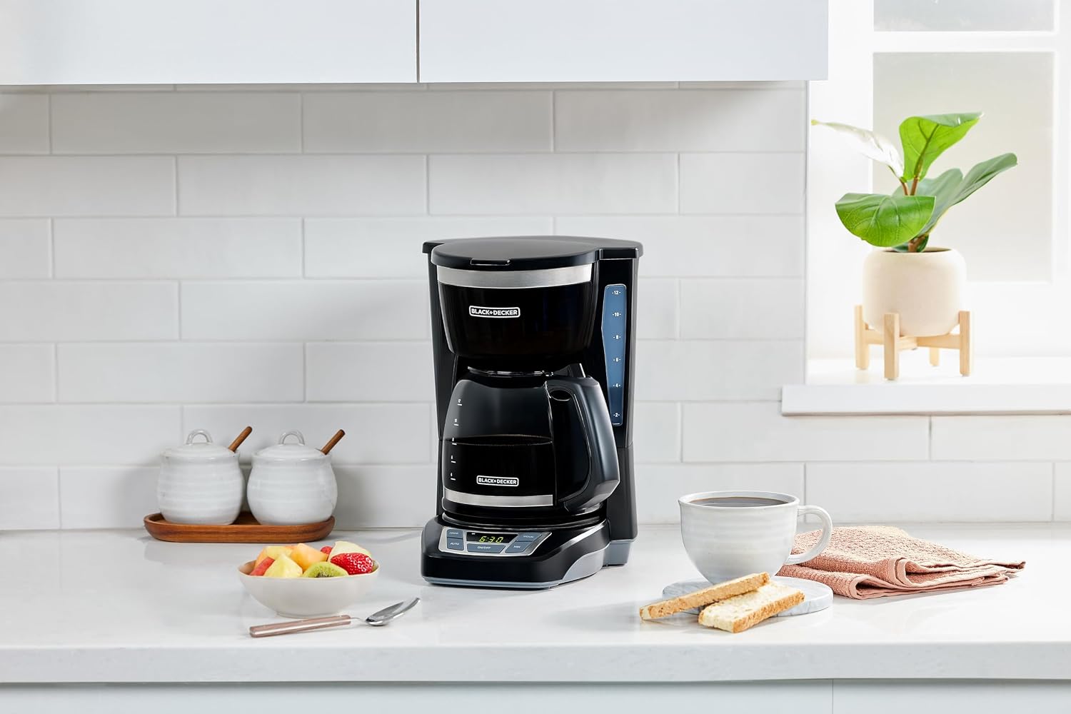 BLACK+DECKER 12-Cup Drip Coffee Maker with Vortex Brewing - Image 14